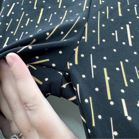 S2 Sportswear Black, Gold & Silver Polka Dot Printed High Rise Capri Leggings 1X - Picture 3 of 8